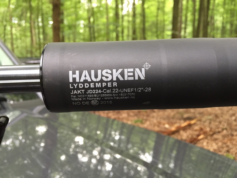 Savage Mark II FV -SR Kleinkaliberbüchse im User-Test Schalldämpfer HAUSKEN JD 224 auf Kleinkaliberbüchse Savage Mark II FV-SR montiert