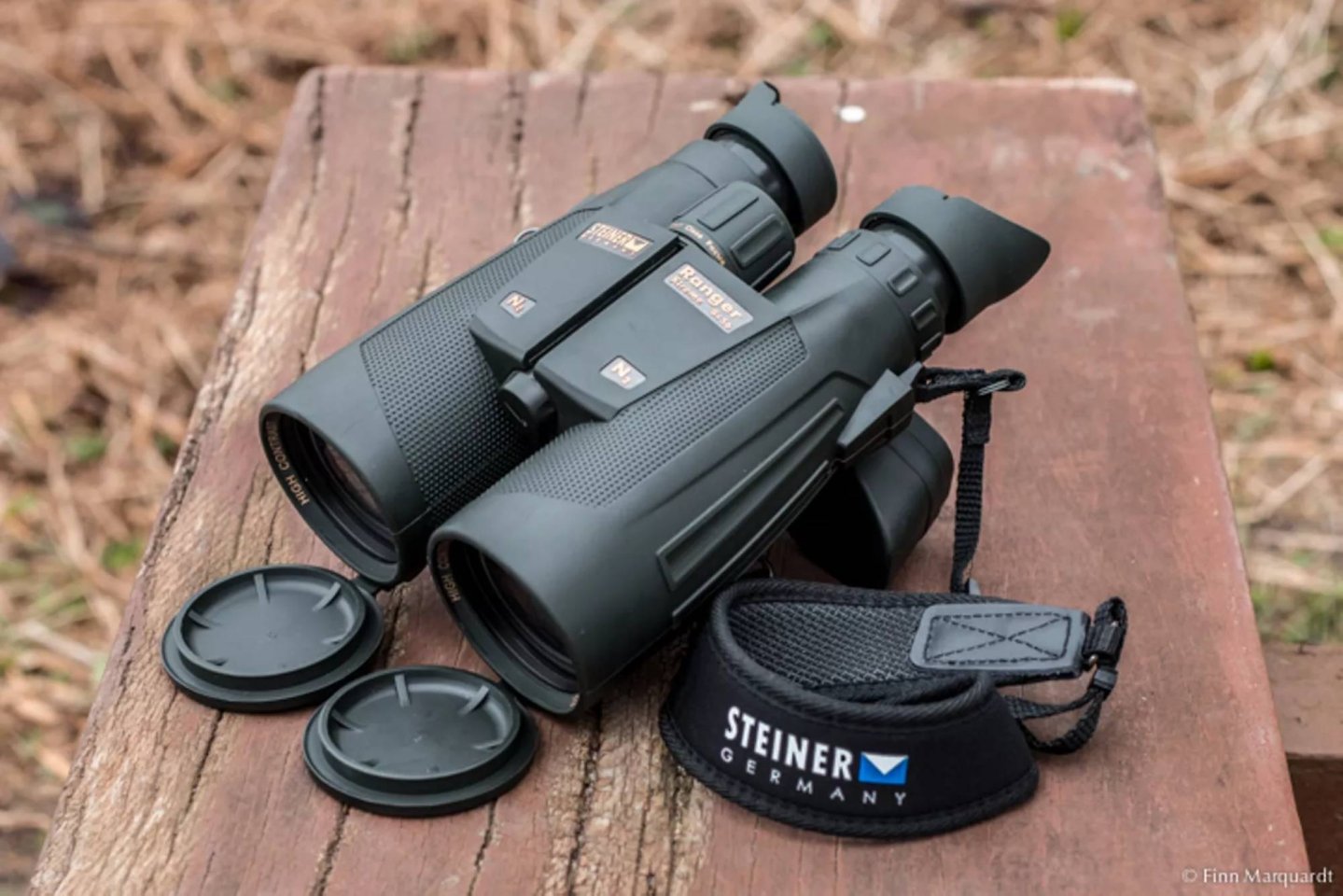 Steiner Ranger Xtreme 8x56 Fernglas Steiner Ranger Xtreme 8x56 Fernglas liegend