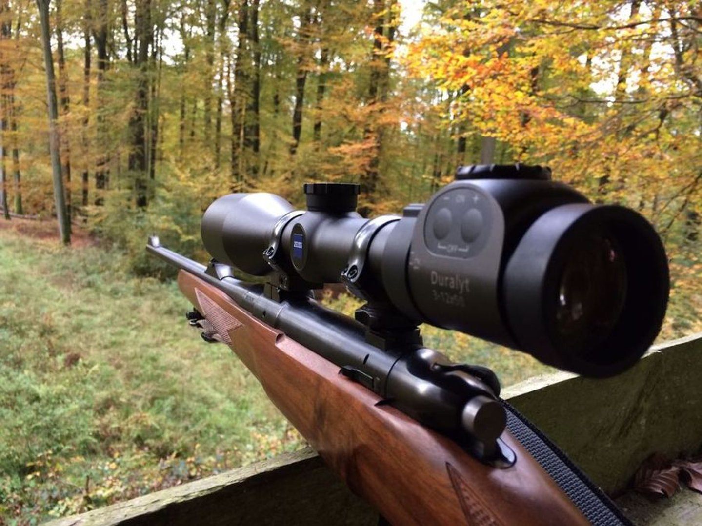 ZEISS Duralyt Zielfernrohr im User-Test Bedienelemente des ZEISS Duralyt Zielfernrohr