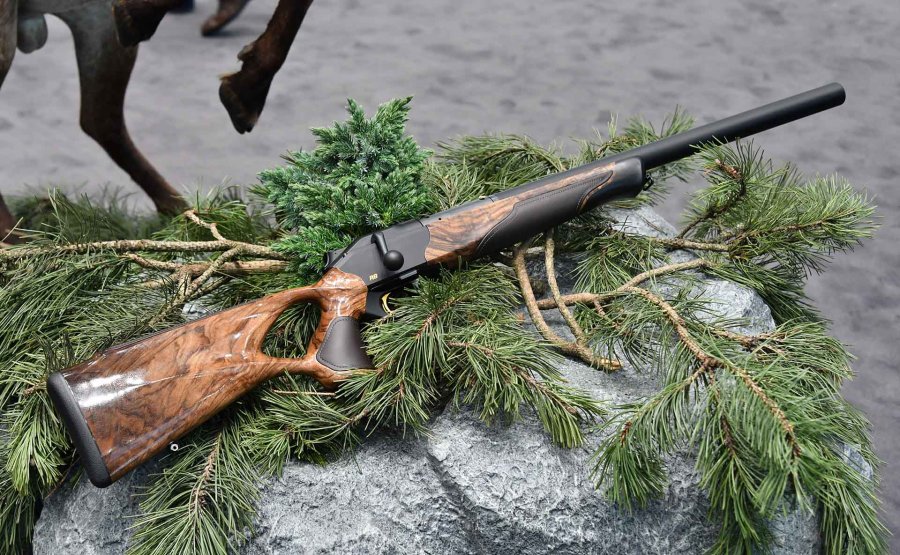 Blaser R8 Silence: Repetierbüchse mit Integralschalldämpfer R8 Silence von Blaser
