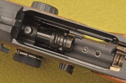 Browning Maral untypischer Geradzugrepetierer Blick in den Verschluss