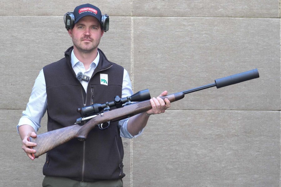 Jagdwaffe Sako 90 Grizzly in .308 mit Steiner Ranger 8 und Svemko SD – bereit für die Pirsch.