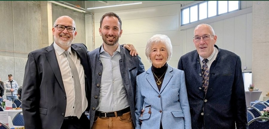 AKAH Familie Kind Helmut Thomas Annemarie Manfred