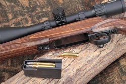 Test & Technik: Mauser M 12 S Max in .308 Winchester Die Mauser M 12 S Max in .308 Winchester mit Magazin