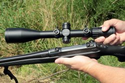 Hexalock-Montage am Sauer S 100 Classic XT Hexalock-Montage an dem Jagdrepetierer