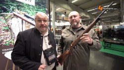 Vorstellung: Steel Action HSL – leichte Variante des jagdlichen Geradezugrepetierers Präsentation der Steel Action HSL auf dem Messestand der Jagd & Hund 2025.