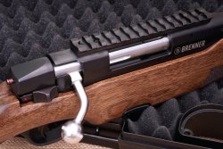Test: Brenner BR18 in .308 Winchester − kann der Repetierer für 799,- Euro überzeugen? Oberseite des Systemkastens der Brenner BR18 inklusive Pica-Rail