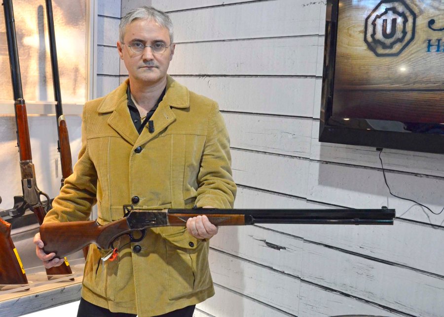Uberti Unterhebelrepetierer Modell 1886: Sporting und Hunter Lite Rifle Uberti Unterhebelrepetierer 1886 Sporting Rifle