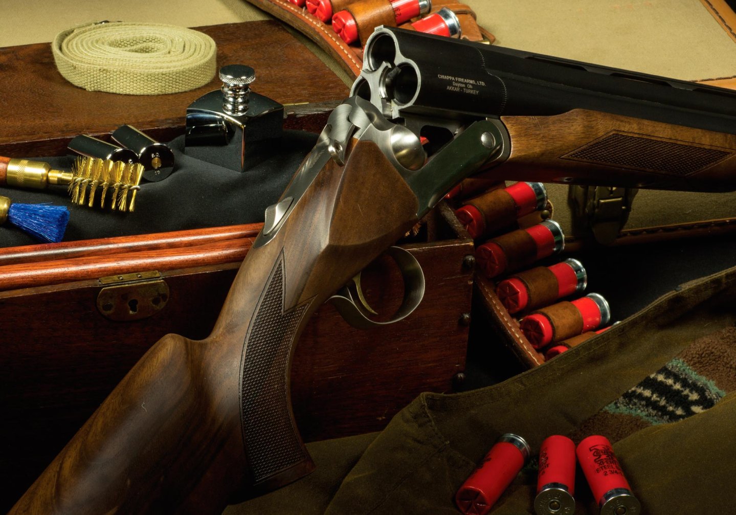 Chiappa "Triple Crown" und "Triple Threat" in neuen Kalibern Basküle der Chiappa Flinte mit drei Läufen.
