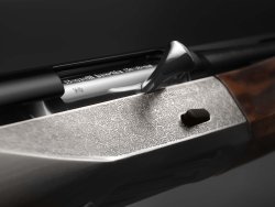 Benelli Raffaello Ethos 20 Selbstladeflinte: Ideal für Pirschjagd Benelli Ethos 20 Verschluss im Detail