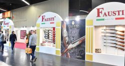 Fausti: 70 Jahre Flinten für Jagd und Schießsport Fausti Messestand