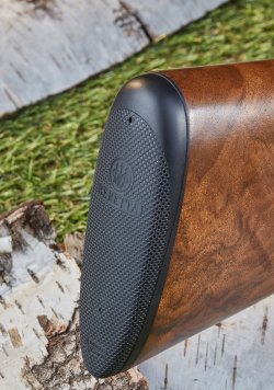 Die neue Bockflinte Ultraleggero von Beretta in Kaliber 12.  MicroCore-Schaftkappe von der Bockflinte Ultraleggero von Beretta