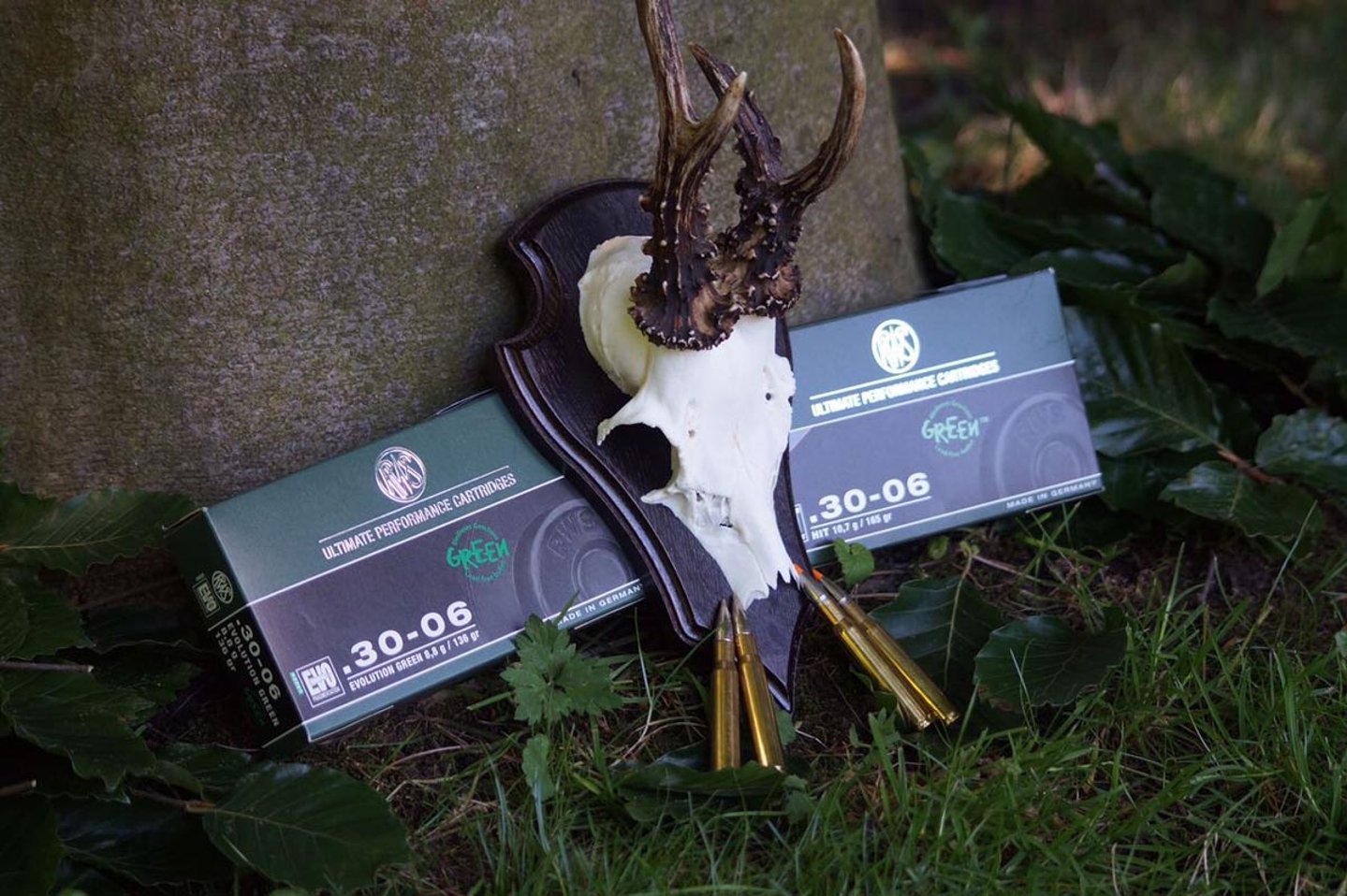 Verpackung RWS HIT und RWS EVO Green in .30-06 mit Gehörn
