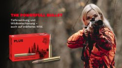 GECO Hunting Stories: Geschichten aus dem Revier und Hintergründe zur Marke Lina mit einer Repetierbüchse im Anschlag. Daneben GECO Munition.