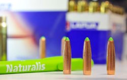 Lapua bleifrei Lapua Naturalis Munition, drei Patronen nebeinander.