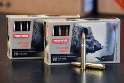 Munitionsneuheiten 2021: Das ist die neue Jagd- und Sportmunition von RWS, GECO und NORMA Norma Bondstrike Extreme - die neueste Jagdmunition aus Schweden - 2 Patronen vor 2 Verpackungen