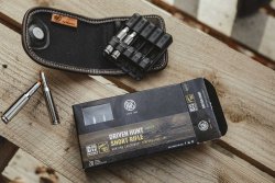 RWS DRIVEN und DRIVEN HUNT Short Rifle − wie funktioniert das für die Drückjagd optimierte bleifreie Büchsengeschoss und was kann es in der Praxis? Die Short Rifle-Variante der RWS DRIVEN HUNT-Patrone erkennt man an der vernickelten Hülse.