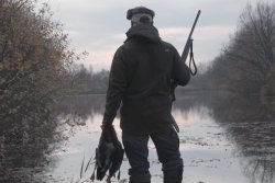 Rottweil BI-Load und FE-Load: Zwei neuartige, bleifreie Schrotpatronen als Alternative für die Jagd auf Wasserwild Für den jagdlichen Erfolg braucht es stets leistungsstarke und wirksame Munition. Hinzu kommt, dass Schrotpatronen für die Wasserwildjagd auch umweltrechtliche Erfordernisse erfüllen müssen, dem kommt Rottweil mit der bleifreien BI-Load und der FE-Load nach.