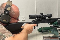 Dirk Schönfeld Bei Test der RWS HIT und HIT SHORT RIFLE wurde auch mit der kurzläufigen Bergara BA13 TD geschossen.