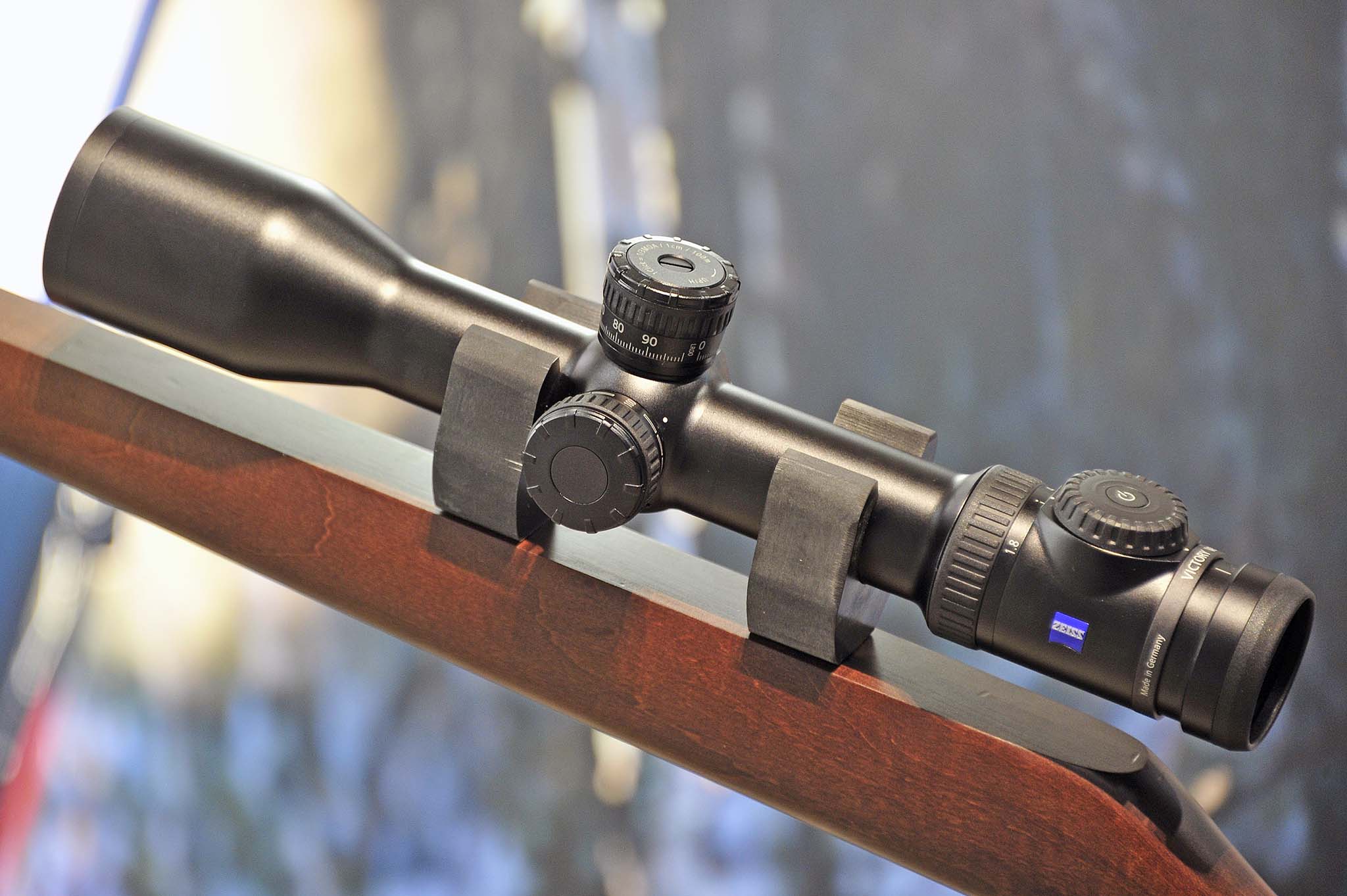 carl-zeiss-sports-optics: ZEISS Victory V8 Zielfernrohre carl-zeiss-sports-optics: ZEISS Victory V8 Zielfernrohre