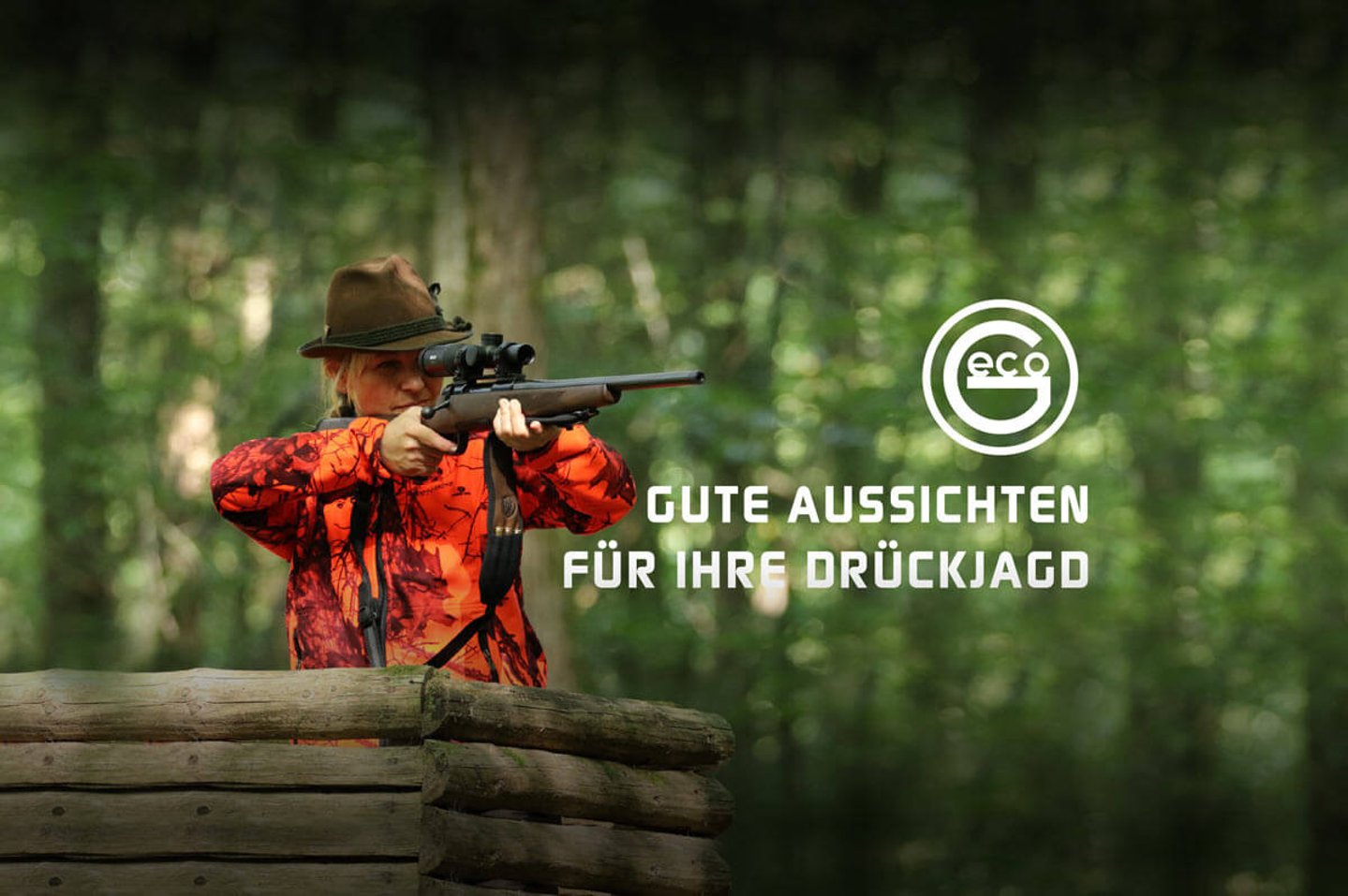 GECO Aktion: Drückjagd Zielfernrohr mit 80 Schuss Cineshot  Jägerin mit GECO Drückjagdglas
