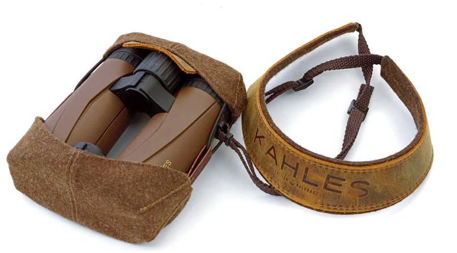 Loden-Futteral und Kahles Helia Fernglas.
