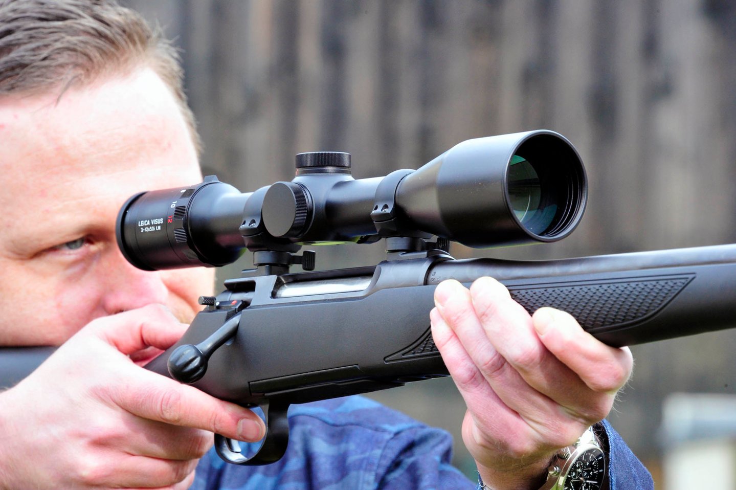 LEICA: Neue Zielfernrohre und Ferngläser für die Jagd 2016 LEICA Zielfernrohr Visus 3-12x50i LW