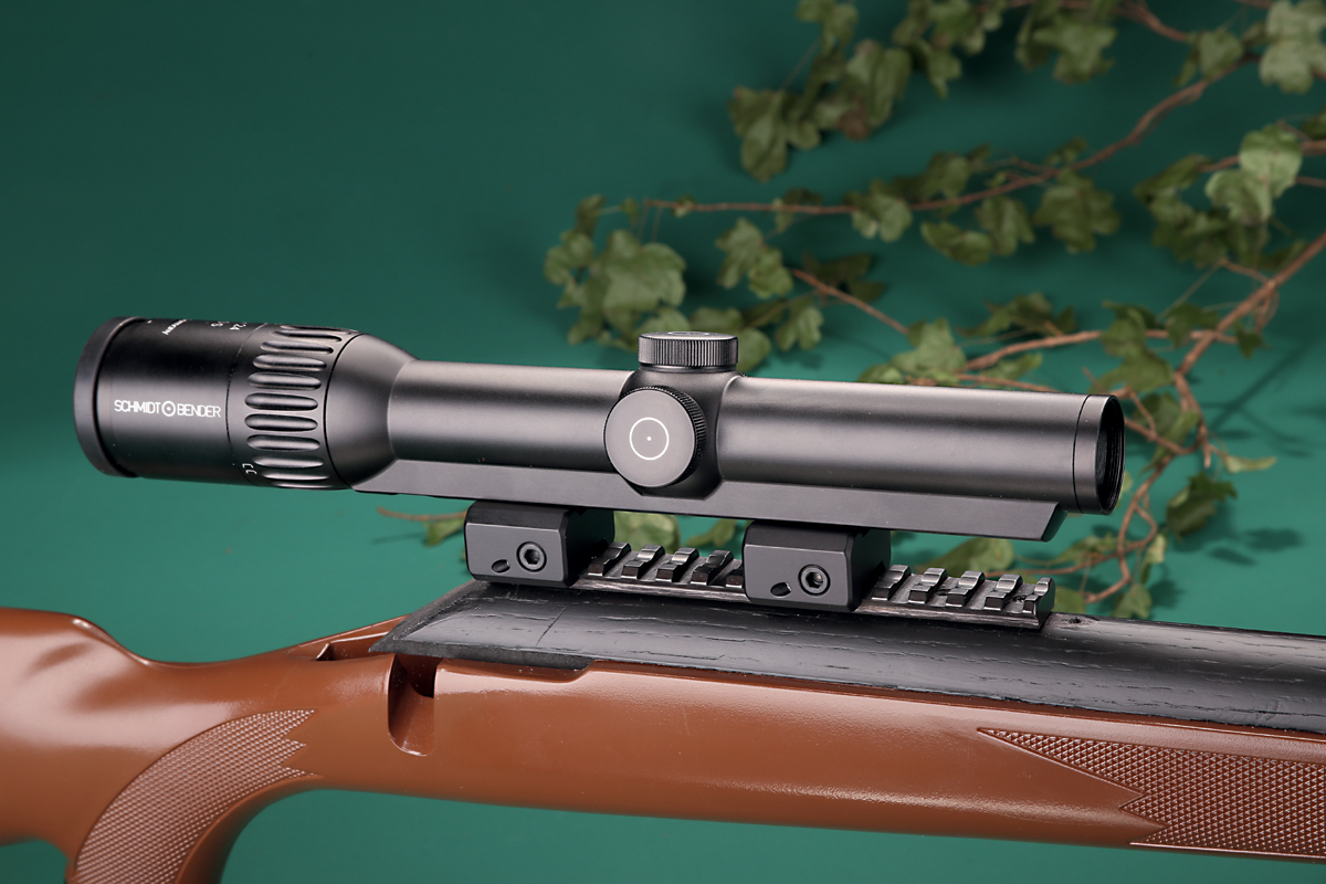 schmidt-und-bender: Zielfernrohr im Test: Schmidt & Bender 1-8x24 Exos