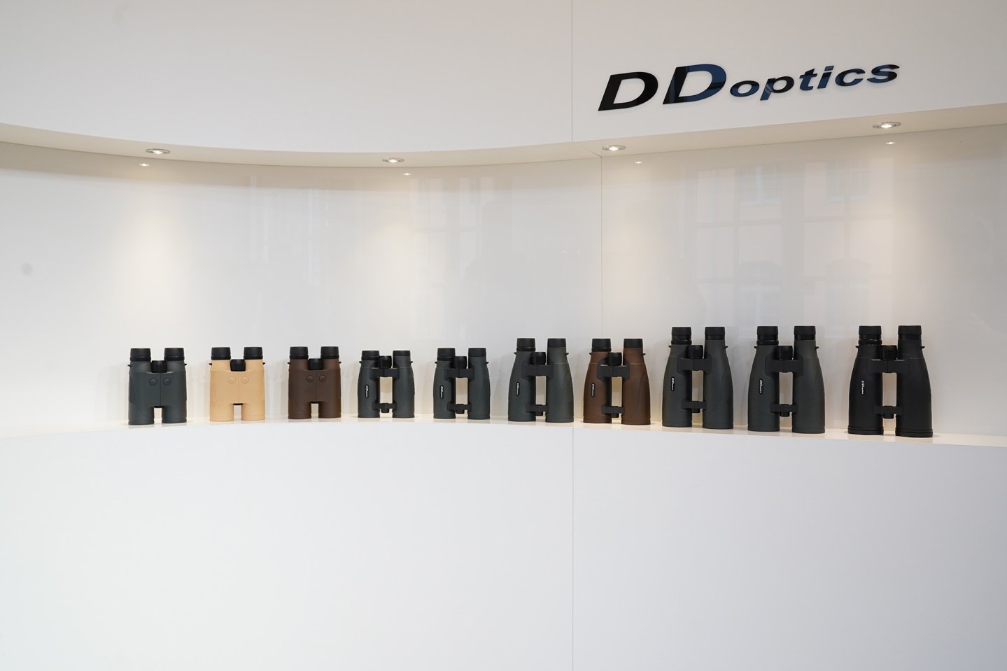 Wie baut man aus Klorollen Ferngläser? Zu Besuch bei DDoptics in Chemnitz. Mit Video-Interview mit Axel Drescher. Ferngläser von DDoptics