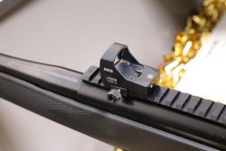 GECO Optiken: Die Neuheiten 2018 Leuchtpunktvisier GECO Open Red Dot Sight seitlich