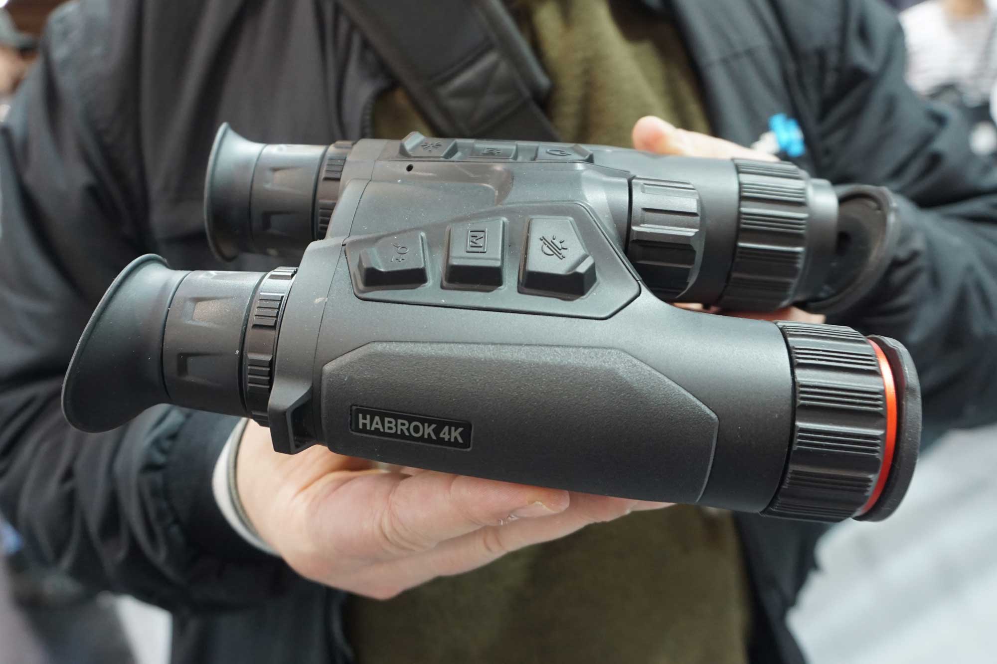 HIKMICRO: Update – jetzt im Fachhandel verfügbar: Das brandneue Wärmebildfernglas HIKMICRO Habrok 4K − eine All-In-One-Lösung für Tag, Nacht und insbesondere Dämmerung