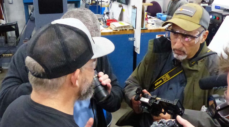 Besuch mit Werksbesichtigung im Video: Hinter den Kulissen bei Leupold & Stevens Optik in den USA Besuch mit Werksbesichtigung im Video: Hinter den Kulissen bei Leupold & Stevens Optik in den USA