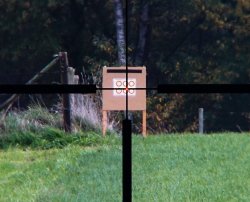 Praxistest: Das hochwertige Drückjagd-Zielfernrohr MAKpro 1-6x24i HD in Kombination mit der extrem schnellen MAKmasterLock-Spannmontage von MAK Das MAKpro 1-6x24i HD bietet auch bei schlechten Lichtverhältnissen eine sehr gute optische Leistung.