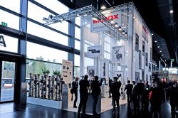 MINOX Neuheiten zur IWA 2016 IWA Messe-Stand 2016