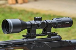 MINOX ZE5.2 2-10x50 Zielfernrohr für die Jagd im Schießtest MINOX-ZE52-2-10x50-Jagdzielfernrohr-fuer-nahe-bis-mittlere-Schussdistanzen.JPG