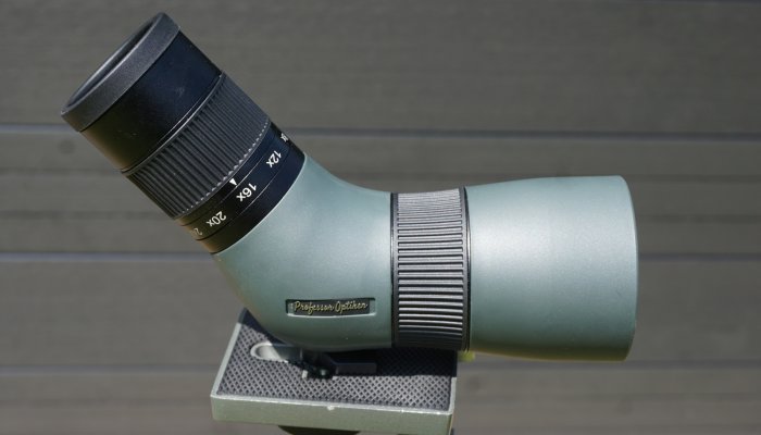 Professor Optiken: Produktvorstellung: Das brandneue und ultrakompakte Spektiv Zugspitze 8-24x50 ED von Professor Optiken für Jäger, Sportschützen und Outdoorfans 