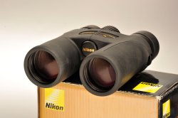 NIKON 8×42 Monarch 7 NIKON 8×42 Monarch 7