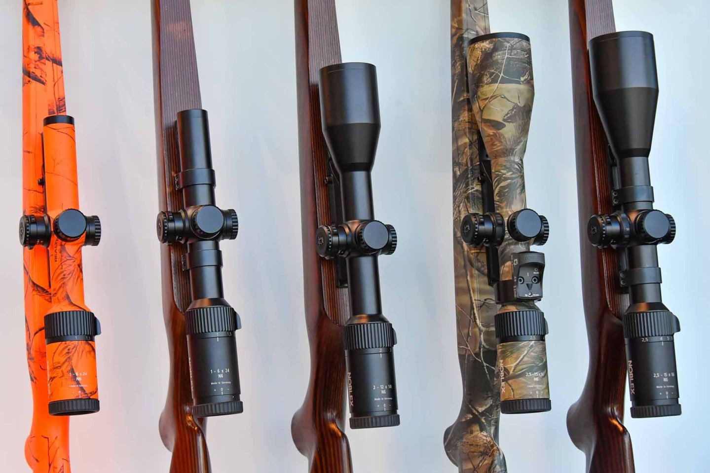 Noblex N6-Zielfernrohrserie und weitere Neuheiten Die Noblex N6-Serie auf dem IWA-Messestand 2019.