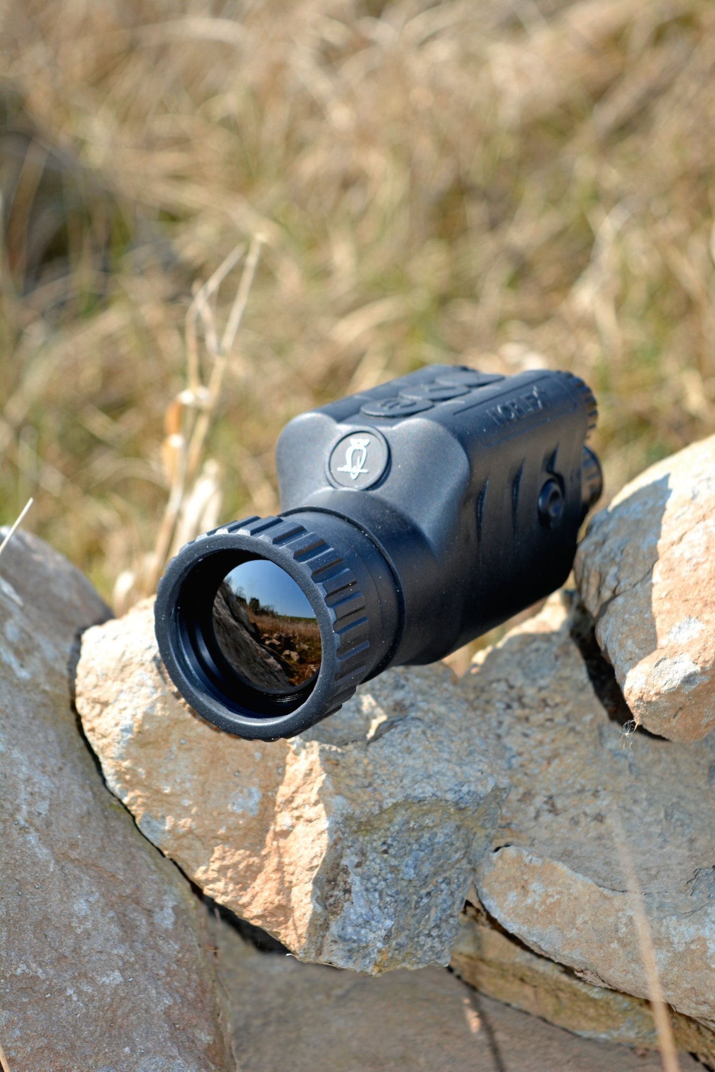 Objektiv des NOBLEX NW 100.