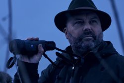 Die neue Wärmebildkamera-Baureihe ZEISS DTI 6 − flexible High-End-Lösung für die Jagd im freien Feld und im Wald Durch die ergonomisch günstige Positionierung der Bedienelemente lässt sich die ZEISS DTI 6 auch bei Dunkelheit einfach bedienen.