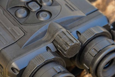 Wärmebildgerät Pulsar Accolade XQ38 Der Knopf zum Fokussieren des Pulsar Accolade XQ38 Wärmebildgeräts