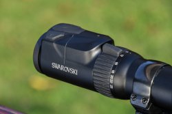 Test und Video: Swarovski dS 5-25x52 P − was kann das smarte Zielfernrohr für die Jagd Bedieneinheit des Swarovski dS 5-25x52 P