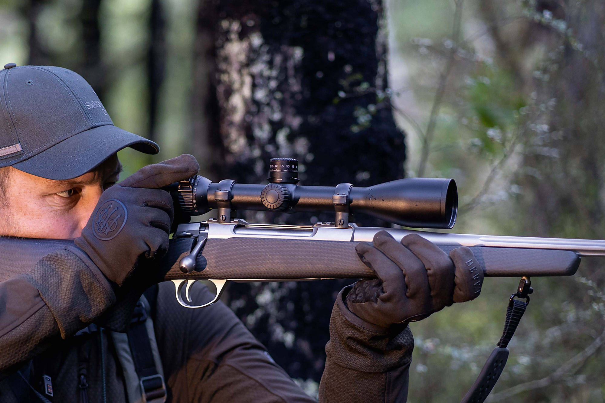 swarovski-optik: SWAROVSKI OPTIK hat seine Zielfernohr-Linie Z8i in Sachen Ergonomie und Handling überarbeitet − das steckt hinter dem neuen Design der Jagd-Gläser aus der Premiumklasse swarovski-optik: SWAROVSKI OPTIK hat seine Zielfernohr-Linie Z8i in Sachen Ergonomie und Handling überarbeitet − das steckt hinter dem neuen Design der Jagd-Gläser aus der Premiumklasse