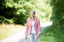Diplom-Psychologin, Sportpsychologin, Fachpsychologin für Rechtspsychologie (BDP/DGPs) und Psychologische Psychotherapeutin