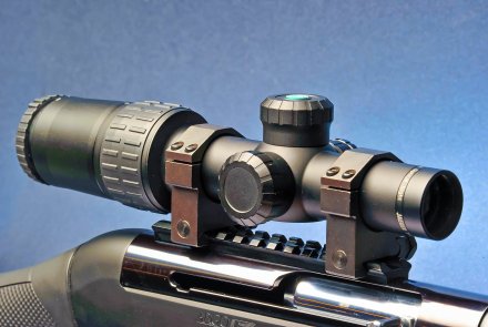 Yukon Jaeger 1-4x24 Zielfernrohr für die Drückjagd