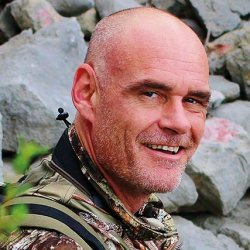 Auf zur Fuchsjagd im Januar Portrait von Autor Michael Nitsch