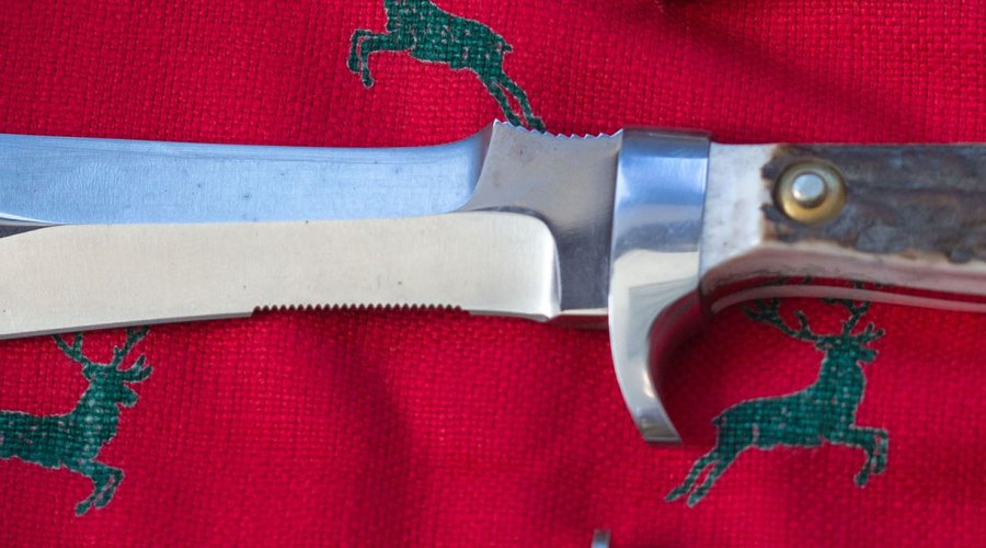 Whitehunter Messer von PUMA von der Seite.