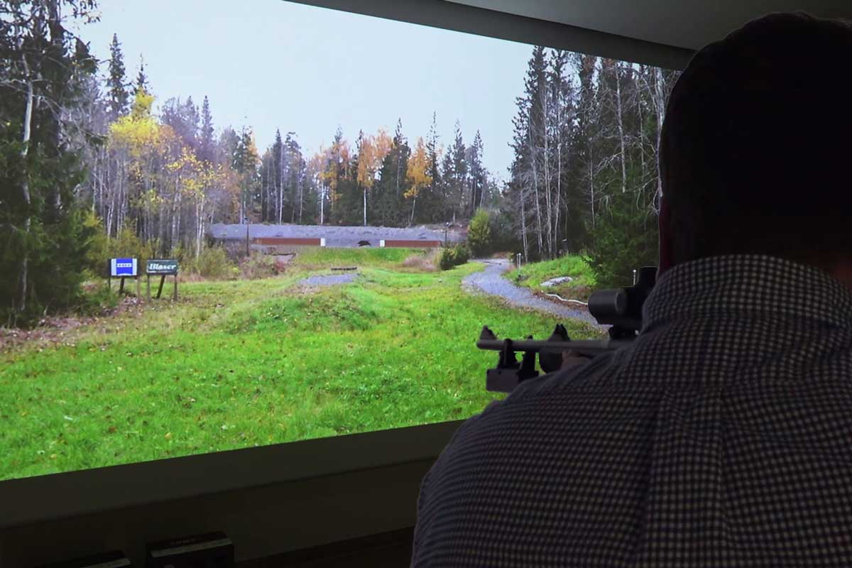 schiesstraining: Besuch im Schießkino: Schießtechnik und Treffsicherheit verbessern