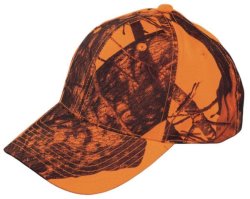 Tipps für die Drückjagd – Ausrüstung für die Bewegungsjagd Signal-Cap in der Farbe Orange-Blaze und mit dezentem Mossy Oak Muster für mehr Sicherheit auf der Drückjagd