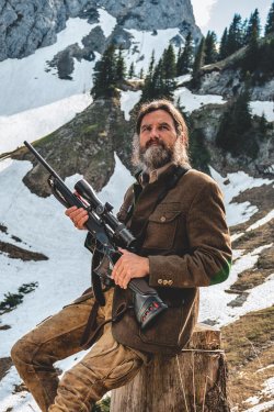 30 Jahre Kipplaufbüchse Blaser K95 – Hersteller feiert mit Gewinnspiel Blaser K95 bei der Bergjagd.